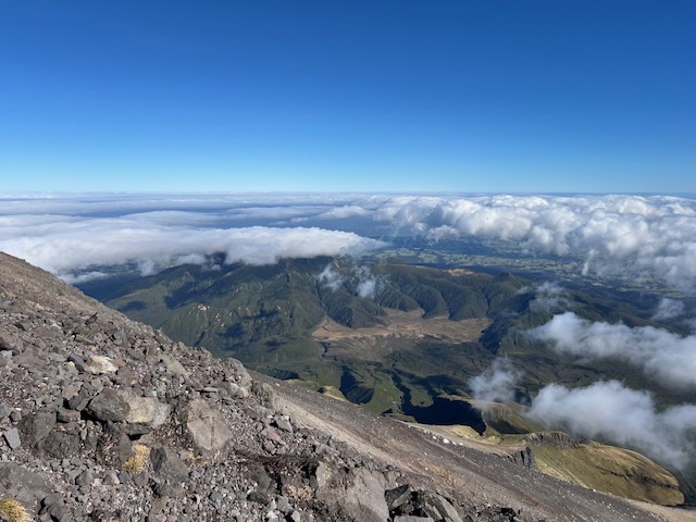 mount taranaki in new zealand